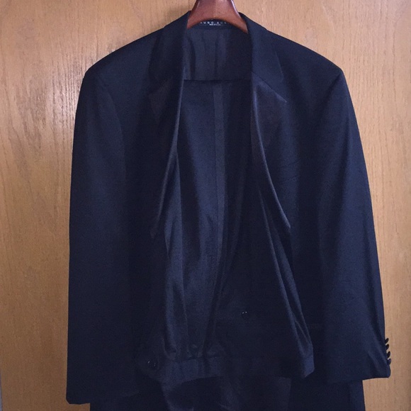 Hugo Boss Men's Black 2Pc Suit Sz 44L - Picture 3 of 7